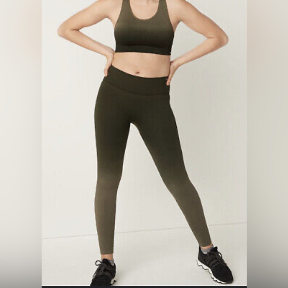 Victoria secret Green Ombré Leggings Size small NWOT